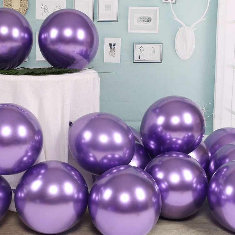 Pack of 50 large metallic purple balloons for decoration