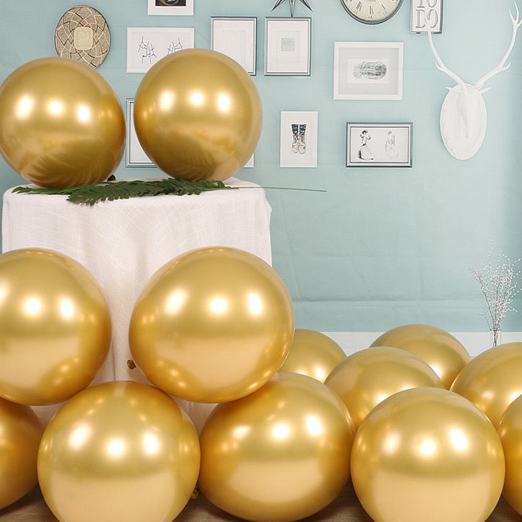 Shiny gold latex balloons for event decoration – Ludhiana store